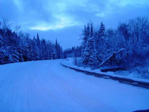 ten_curves_road_winter.jpg