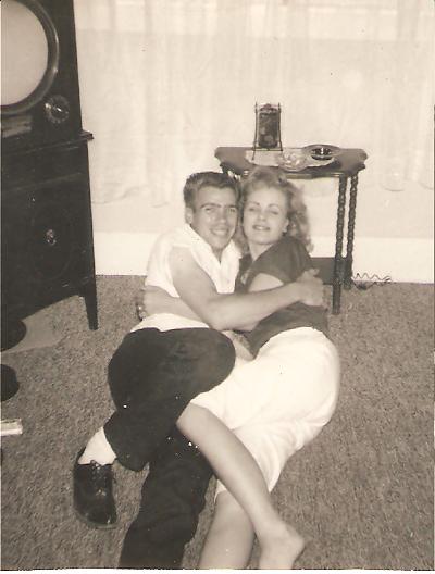 momdad1959.jpg